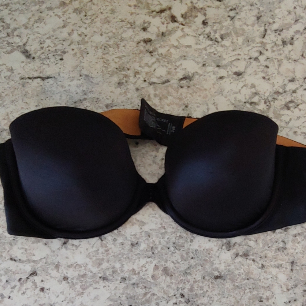 Victoria Secret strapless bra